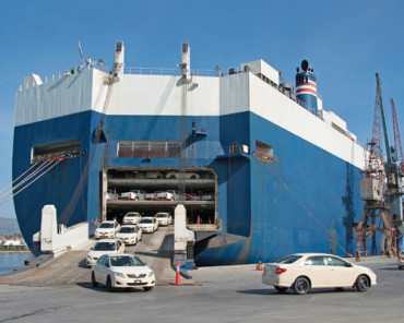 Car international ship from and to the USA
