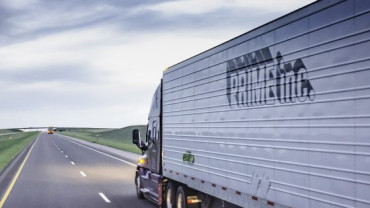 Supreme Court sides with trucker in arbitration clause case