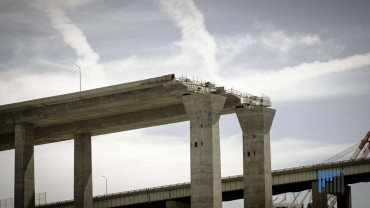 Weathering the Storm: How Truckers and Fleets Can Prepare for Hurricanes