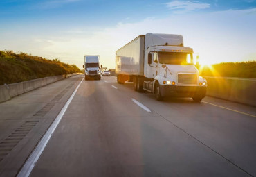 Analysts: Trucking isn’t tanking, despite 2019 ‘feeling like a cliff’
