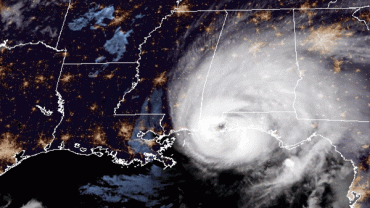 Hurricane Sally crashes into US Gulf Coast