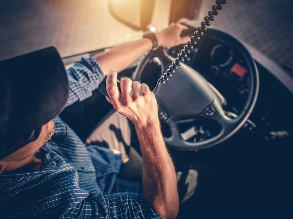 How to Become an Auto Transport Driver