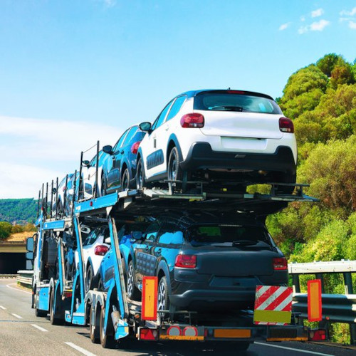 Car Transporter Shipping Cars Across Country